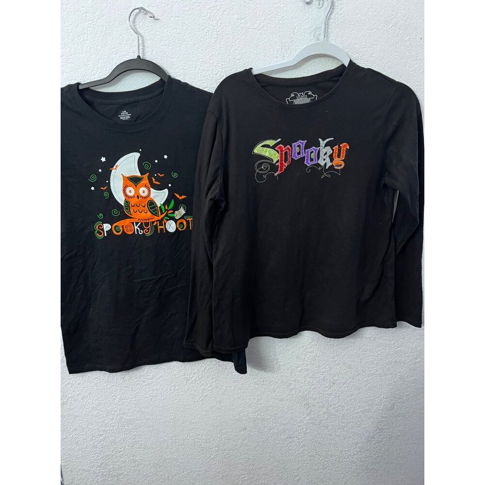 Spooky Halloween long sleeve and short sleeve shirt lot of two women size large